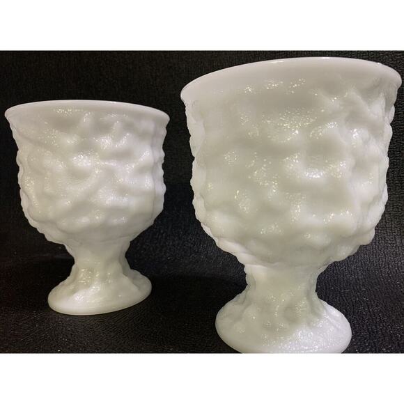 Set of 2 Brody Co Milk Glass crinkled pedestal planter Vases M3000 White Vintage - Picture 2 of 8